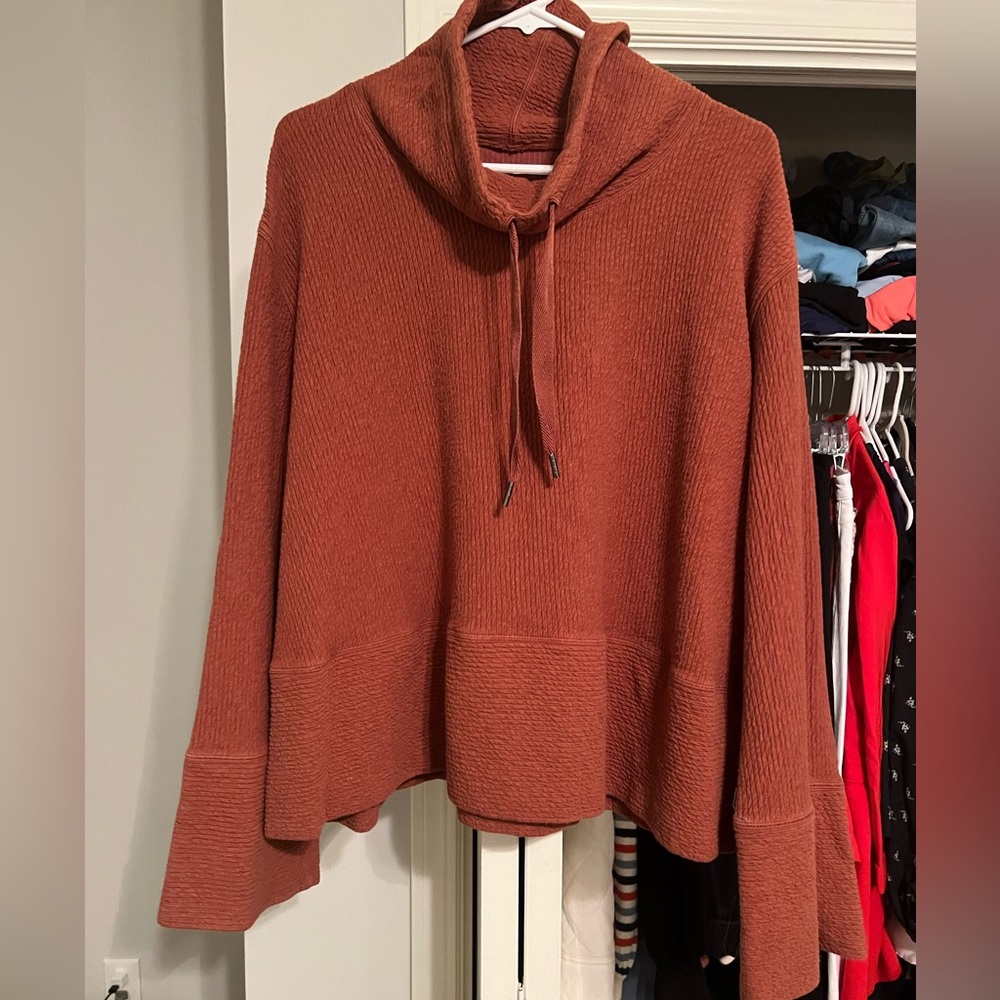 Lululemon Pullover - image 1